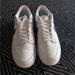 Nike dunk low reverse panda